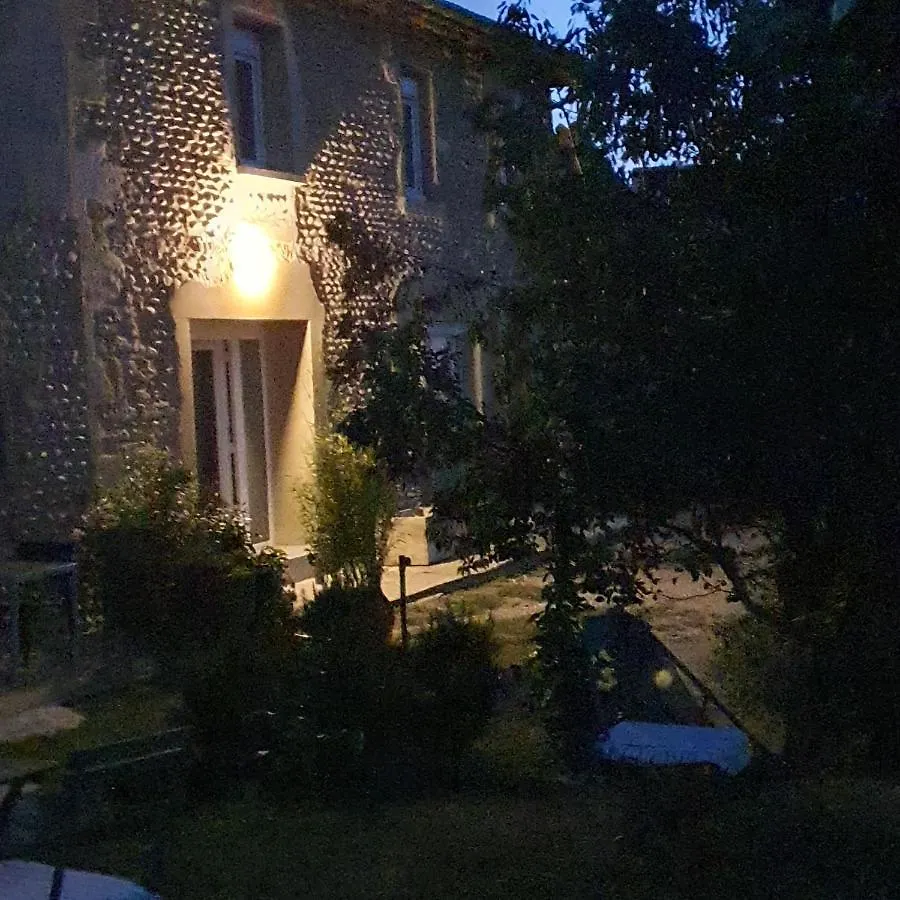 Figuets 3 Apartment Chateauneuf-de-Galaure 0*,  France