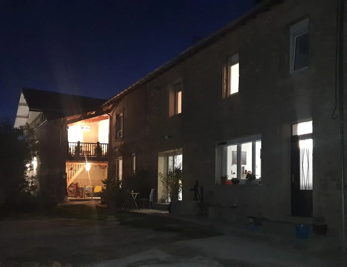 Figuets 3 Apartment Chateauneuf-de-Galaure