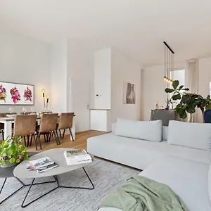 https://bright-waterfront-apartment.hotelsghent.com